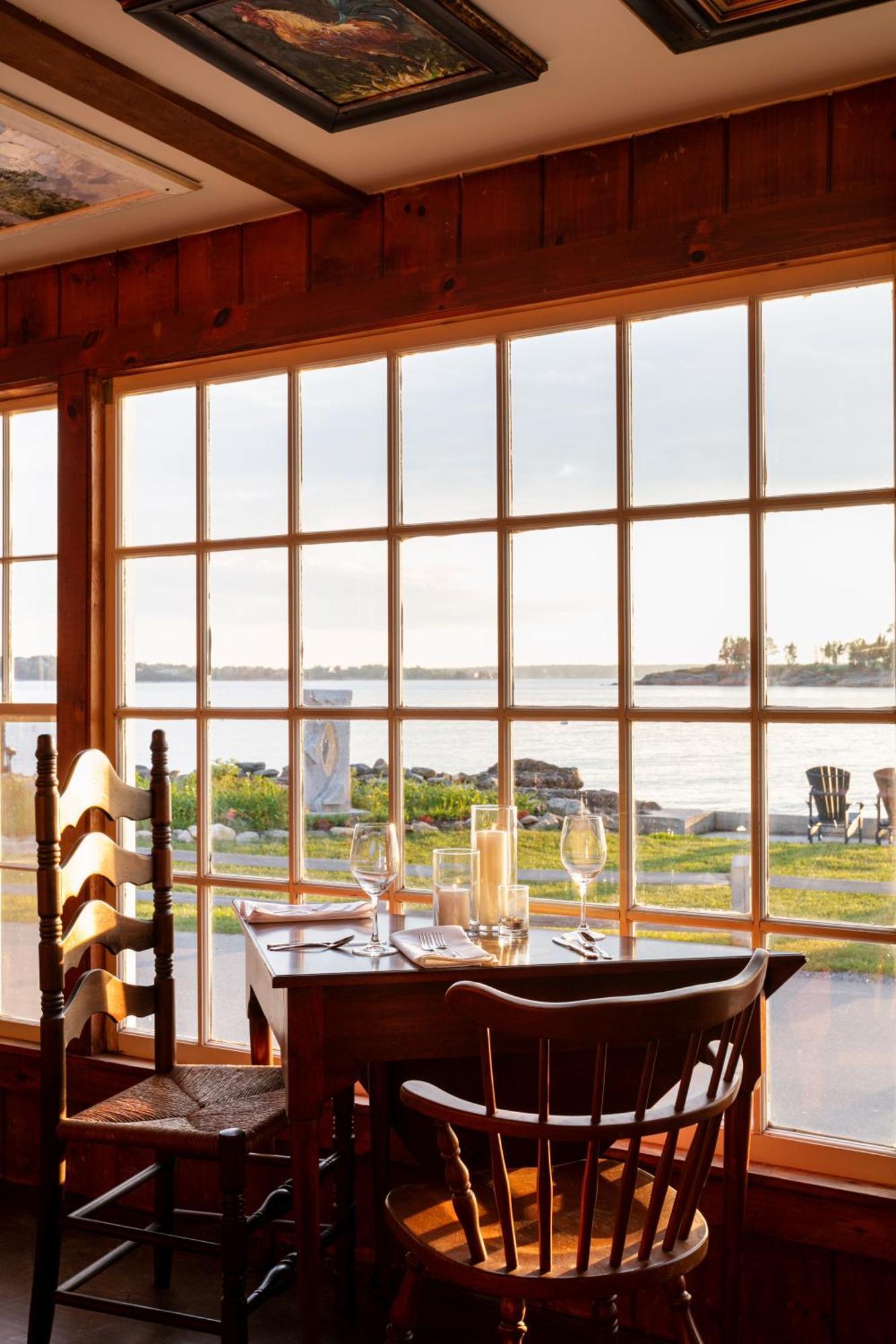 Bluebird Ocean Point Inn 外观 照片