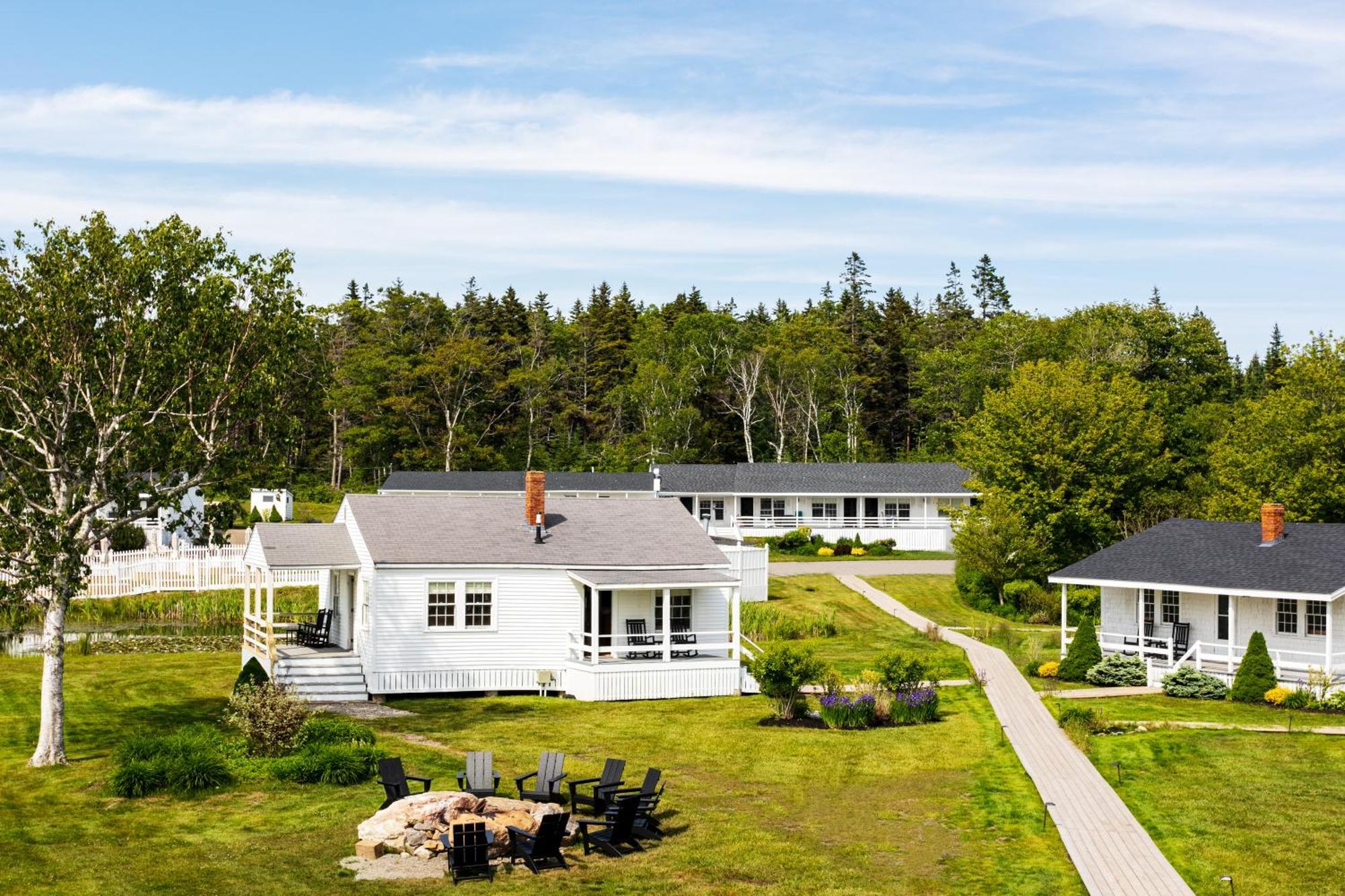 Bluebird Ocean Point Inn 外观 照片